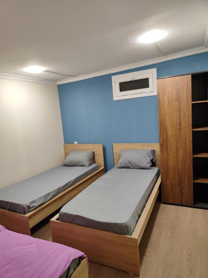 Guest House In The Small Center Erévan Extérieur photo